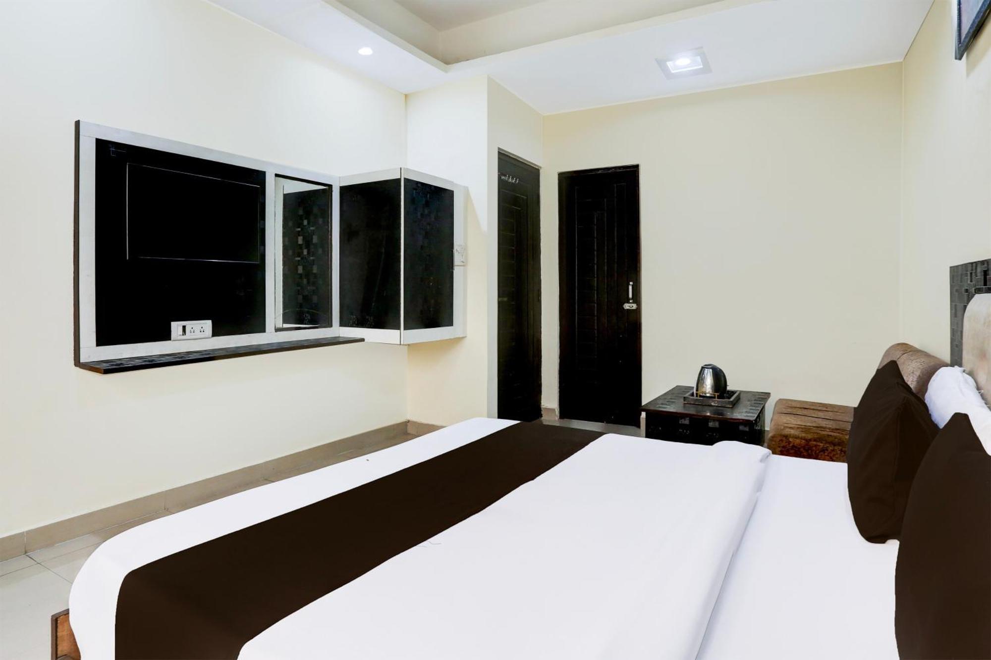 Super Hotel O Indira Enclave Haridwar Raiwala Esterno foto